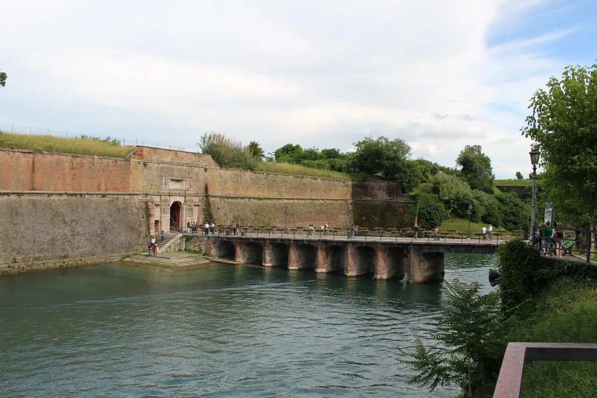 Lazise & Gardaland Resort